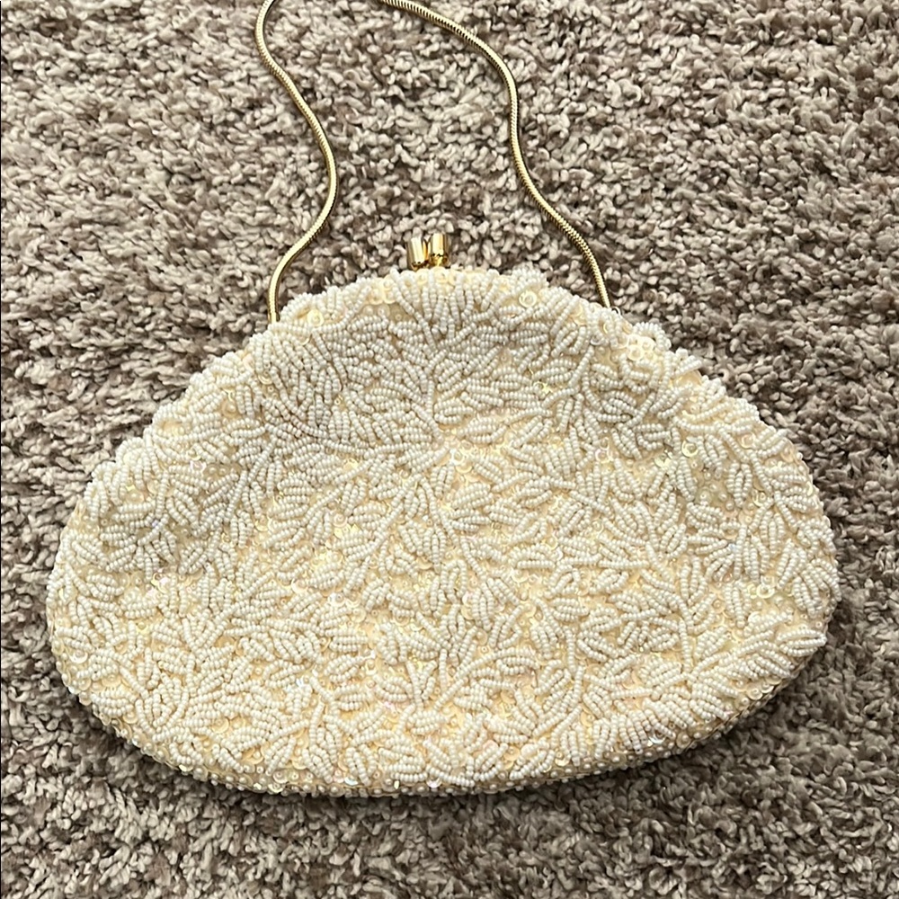 Vintage white beaded Leregale ltd purse